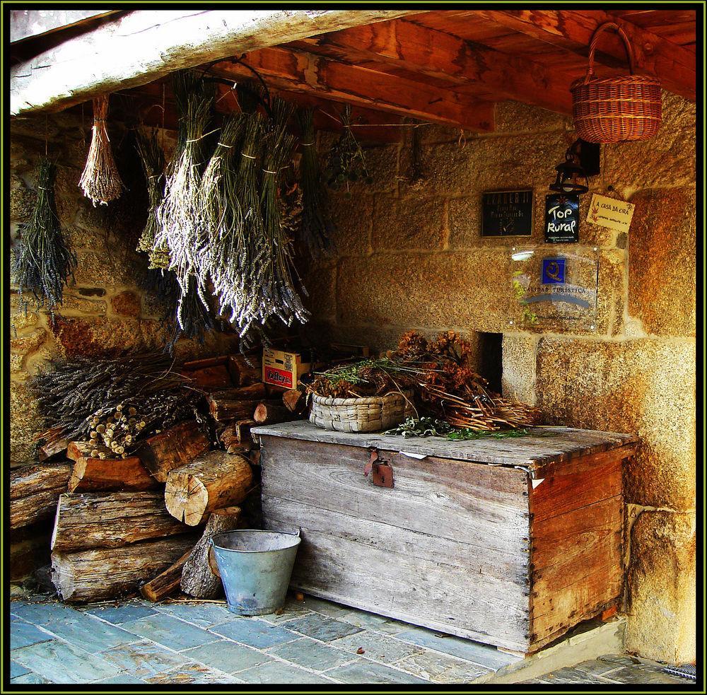 Hostal A Casa Da Eira Cerreda Exterior foto