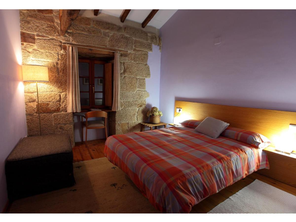 Hostal A Casa Da Eira Cerreda Habitación foto